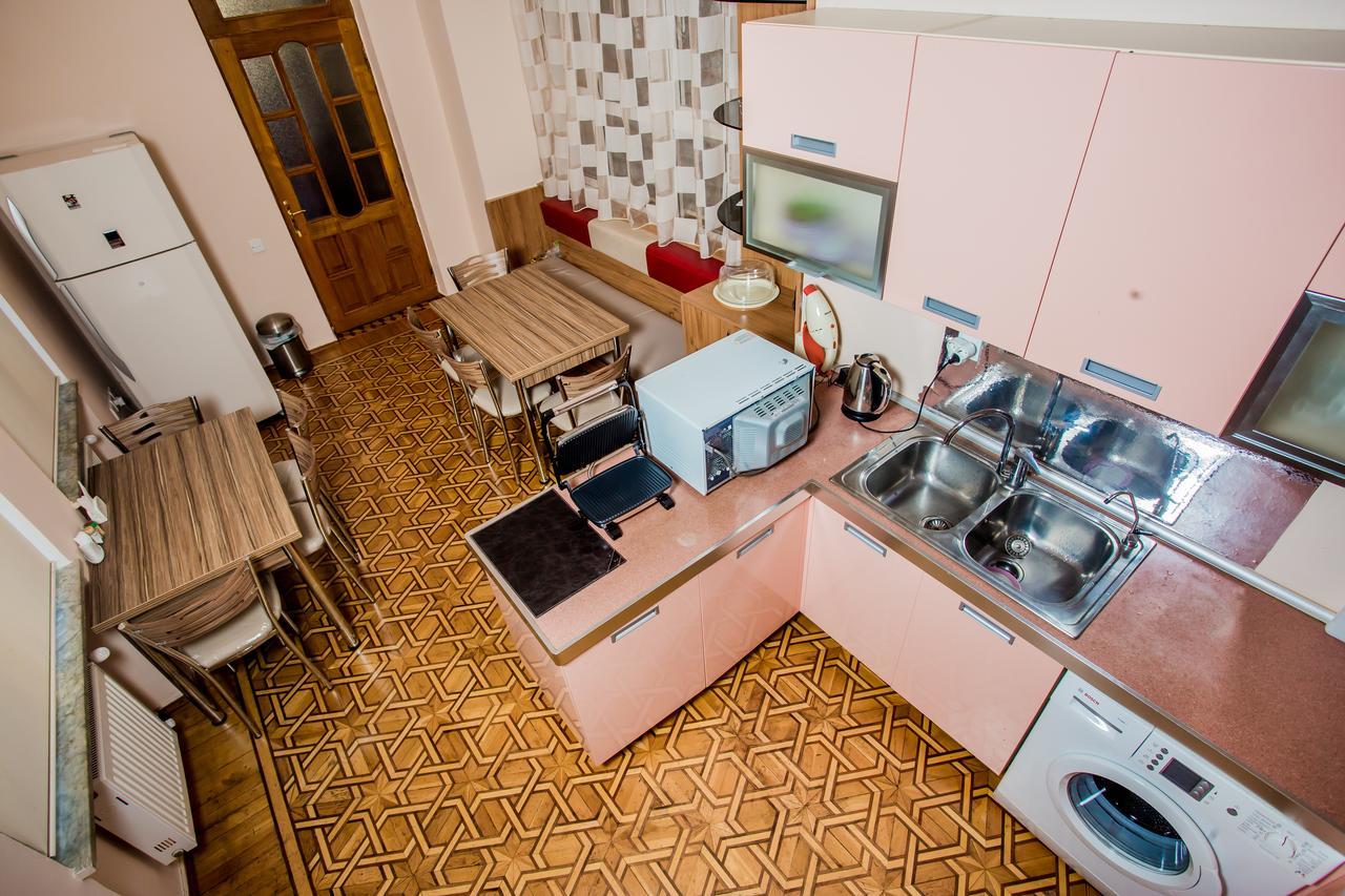Centrum Hotel&Hostel Baku Ngoại thất bức ảnh
