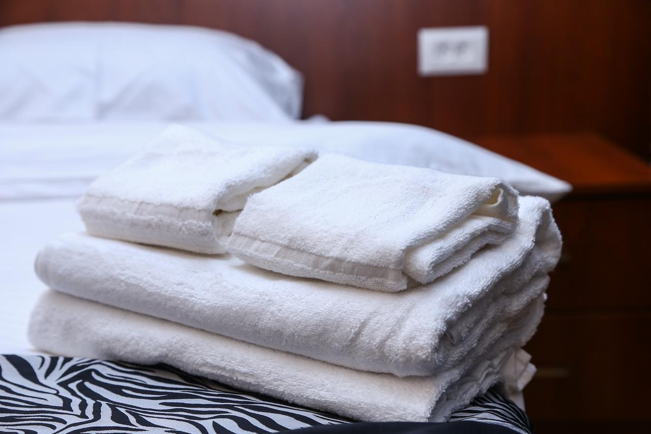 Centrum Hotel&Hostel Baku Ngoại thất bức ảnh