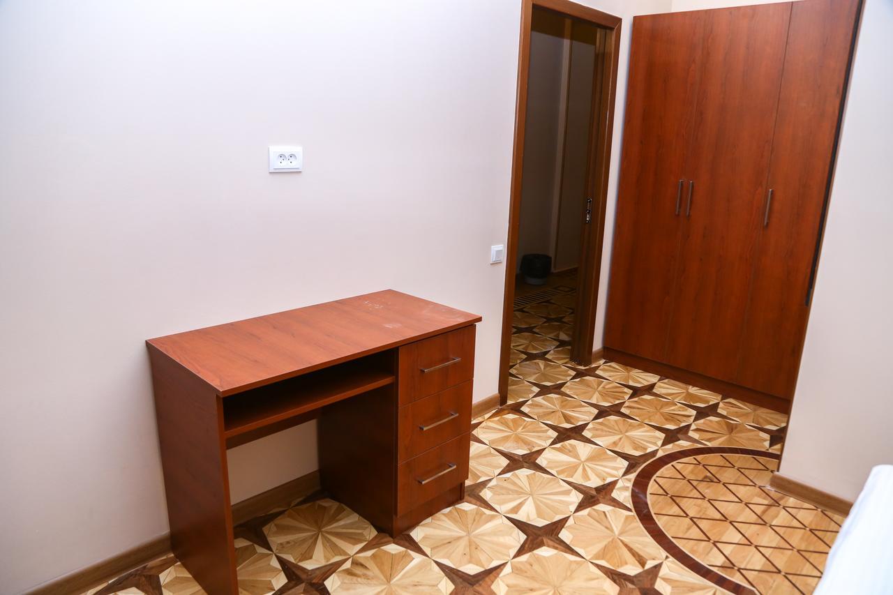 Centrum Hotel&Hostel Baku Ngoại thất bức ảnh